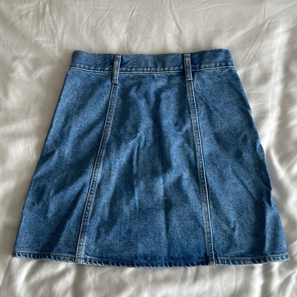 Levis Denim Button Up Skirt - Picture 5 of 5